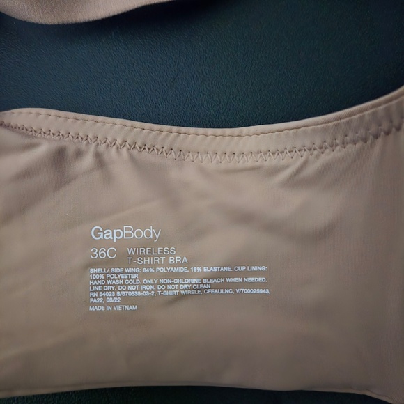 NWT - Gap Wireless T-Shirt Bra in Brush Beige - 36C - Picture 6 of 6